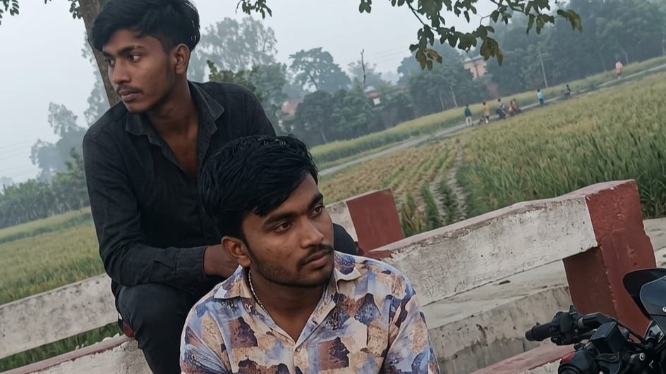 ফেসবুকে চাকু হাতে ভিডিও, বগুড়ায় কিশোর গ্যাং ‘সুইট গ্রুপের’ প্রধানসহ গ্রেপ্তার ২